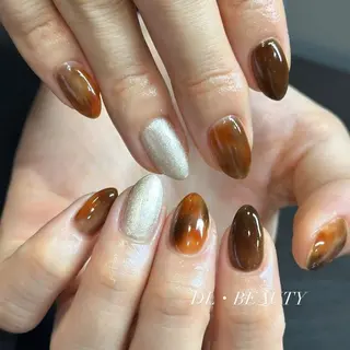 ネイル DL•BEAUTY / AKANEのネイルデザイン