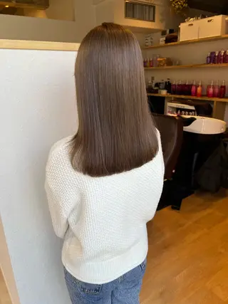 ミディアム カラー Vélua/miiu所属・韓国束感まつ毛 /Takaのマツエク・マツパデザイン