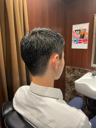 ショート メンズ ヒロ銀座　　　御徒町所属・ヒロ銀座　小林 透真のヘアスタイル