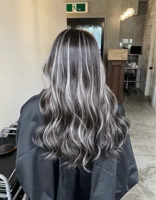 ロング カラー ROBIN所属・指名数No.1 /NAOYAのヘアスタイル