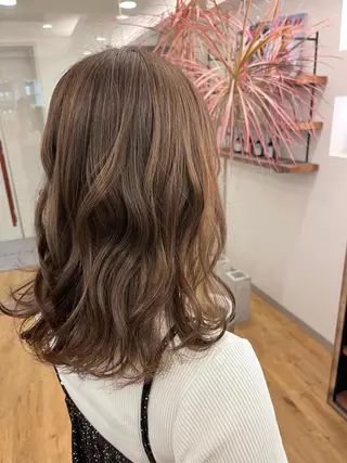 セミロング un.le.pont ルカ  🎨のヘアスタイル