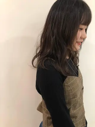ミディアム 透明感🎀LOREN エリコ🌈のヘアスタイル