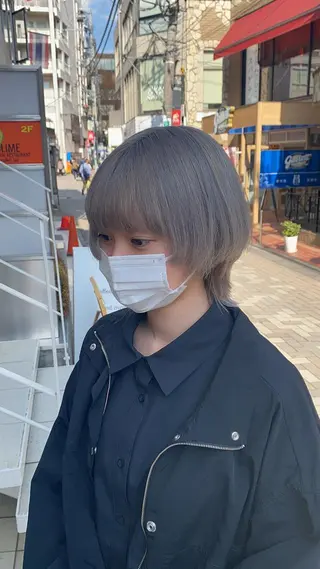 ショート カラー THESALONS所属・🤍ブリーチカラー /寄田龍樹🤍のヘアスタイル