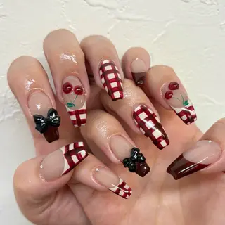 ネイル Basic町田本店 Suzunaのネイルデザイン