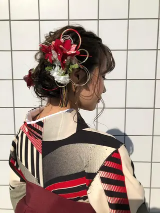 セミロング 女性に人気♪ はやしほのかのヘアスタイル