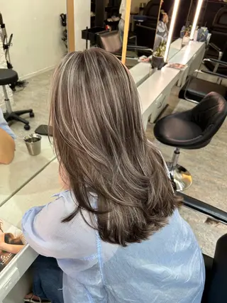 ロング カラー レイヤーカット BLend 渋谷のヘアスタイル