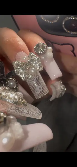 ネイル nolimit.osakaアメ村店所属・NOLIMIT shihoのネイルデザイン