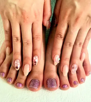 ネイル AZNAIL matsudaのネイルデザイン