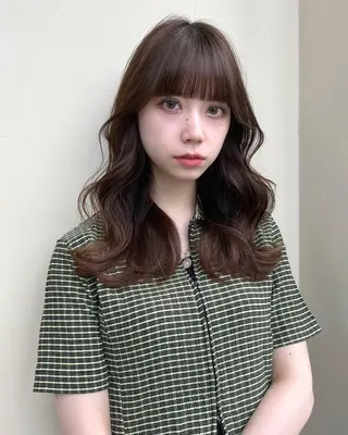 セミロング カラー レイヤー/顔周り /透明感🩶高橋大のヘアスタイル