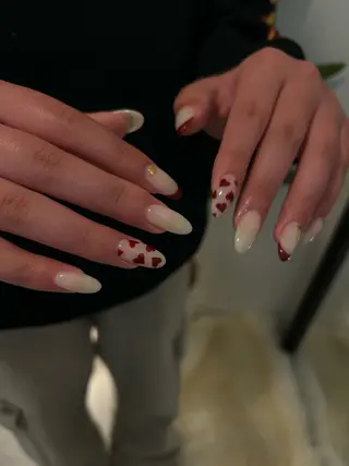 ネイル repos-ルポ-所属・repos yoshitomeのネイルデザイン