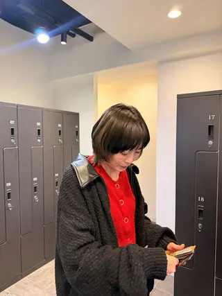 ショート カラー レイヤー/艶カラー ROKUのヘアスタイル