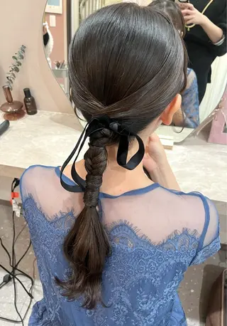 ロング ヘアアレンジ Mila Akariのヘアスタイル