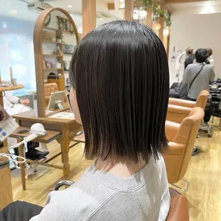 ショート 中川 雅のヘアスタイル