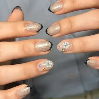 ネイル Hanna 🫧のネイルデザイン