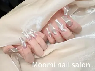 セミロング Moomi nail salonのネイルデザイン