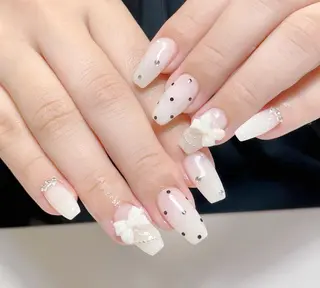 ネイル Pure&Rich Nailのネイルデザイン