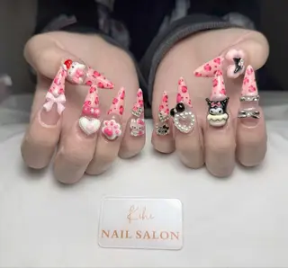 ネイル 💕鈴木ユリ パラジェル/オフ無料のネイルデザイン