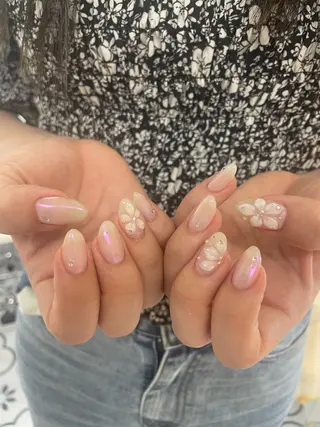 ネイル koyu 🩶のネイルデザイン