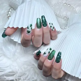 ネイル RAFFINE 月🦋🩵のネイルデザイン