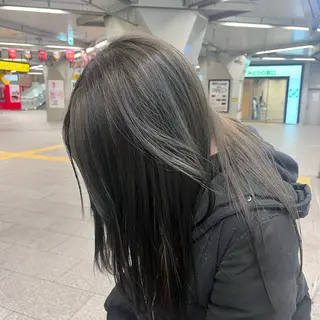 ロング 西 沙菜/トレンド カラー/透明感カラーのヘアスタイル