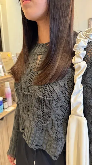 セミロング ママ美容師🧸谷山 潮音/ReFa取扱店のヘアスタイル