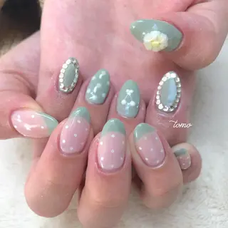 ネイル nailist TOMOのネイルデザイン