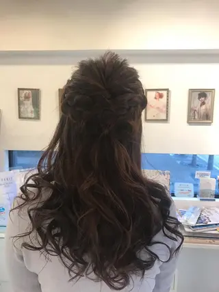 ヘアアレンジ FEERIE AVEDA ARIAKE所属・LUMIA/オーナー 西田わかばのヘアスタイル