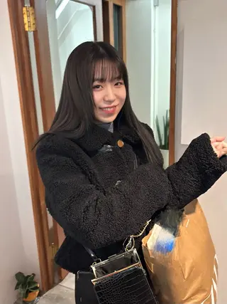 カラー aiko【艶カラー ・ミニモ年内で終了】のヘアスタイル