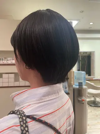 ショート 芝山 柚衣のヘアスタイル