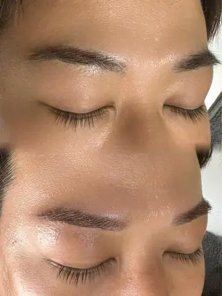 アイブロウ メンズ眉毛サロンSALONDEAYAMEN所属・メンズ眉毛サロン natsumiの眉毛・アイブロウイメージ