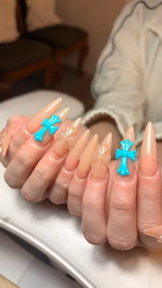 ネイル Nes.nail&eyelash所属・Watanabe Shioriのネイルデザイン