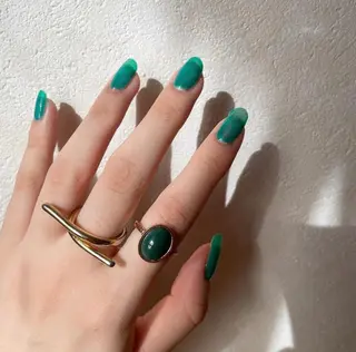 ネイル 栗田 ゆう子のネイルデザイン