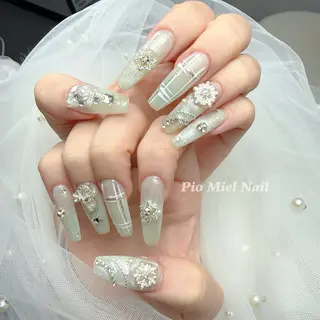 ネイル Pio Mielのネイルデザイン