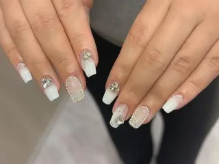 ネイル ki🍒🍒 ki ツルツルネイルのネイルデザイン