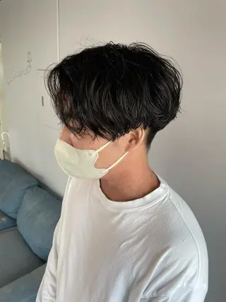 パーマ メンズ La fith hair ray 札幌店所属・顔まわり/W カラー/リョウのヘアスタイル