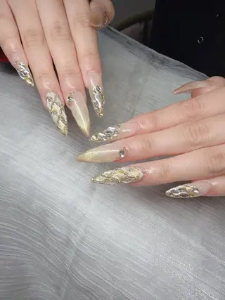 ネイル Lee Nailsのネイルデザイン