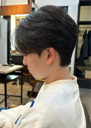 ショート パーマ メンズ IRIE HAIR DESIGN所属・ホンマハルヤ/ パーマ・カラー💈のヘアスタイル