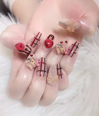 ネイル 佐藤 依娜のネイルデザイン