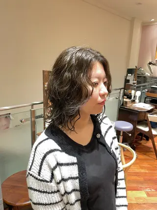 ミディアム パーマ 大阪梅田 稲葉利也斗のヘアスタイル