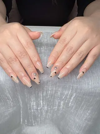ネイル Lee Nailsのネイルデザイン