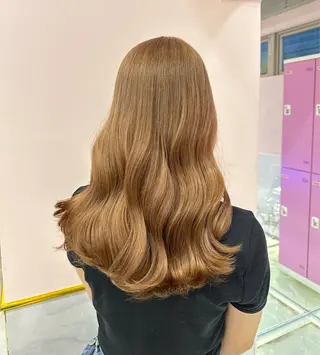 ミディアム モテ艶🪄ベージュ カラー🧸RUKAのヘアスタイル