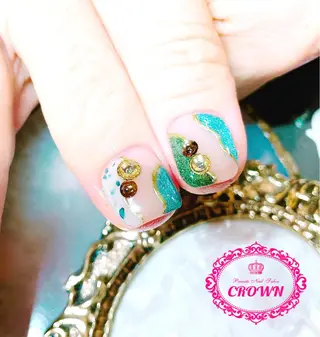ネイル CROWN プライベートサロンのネイルデザイン