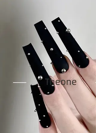 ネイル The oneアオイ アオイのネイルデザイン