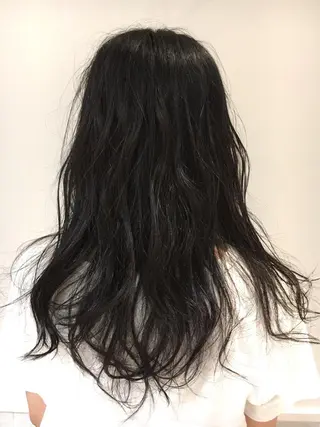 カラー 江原 彩華のヘアスタイル