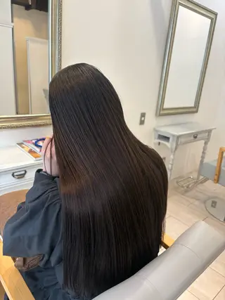 ロング アベ ミスズのヘアスタイル