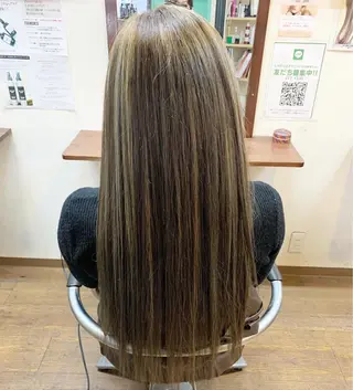 ロング リップカール 神戸のヘアスタイル