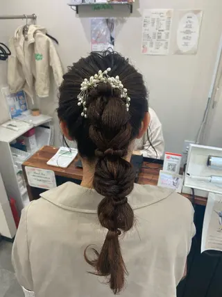 セミロング ヘアアレンジ 籾木 美優のヘアスタイル