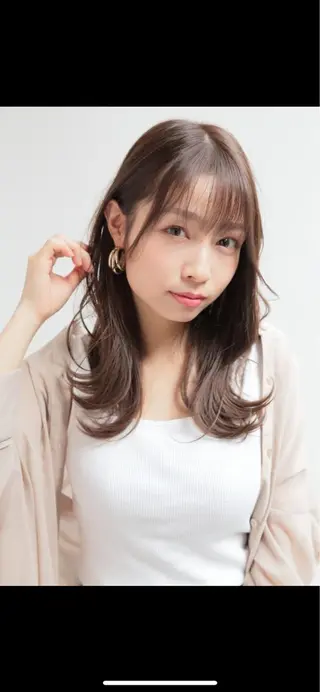 セミロング 山本翔一郎 韓国顔周りレイヤーのヘアスタイル