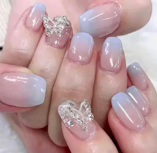 ネイル lace adorable所属・レース アドラブル eyeのマツエク・マツパデザイン