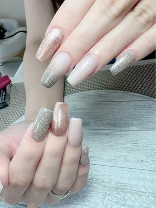 ネイル シェヌネイル JURAのネイルデザイン